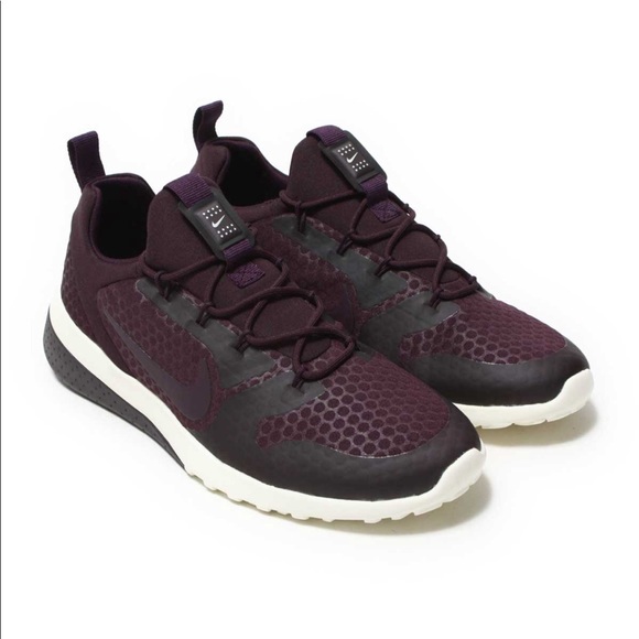 NWT. Nike Ck Racer sneaker. - Picture 1 of 6